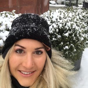 Meet your Posher, Nicole